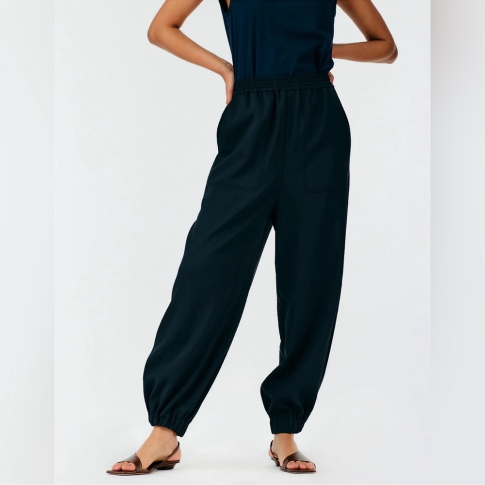 Abercrombie & Fitch Navy Dress Joggers